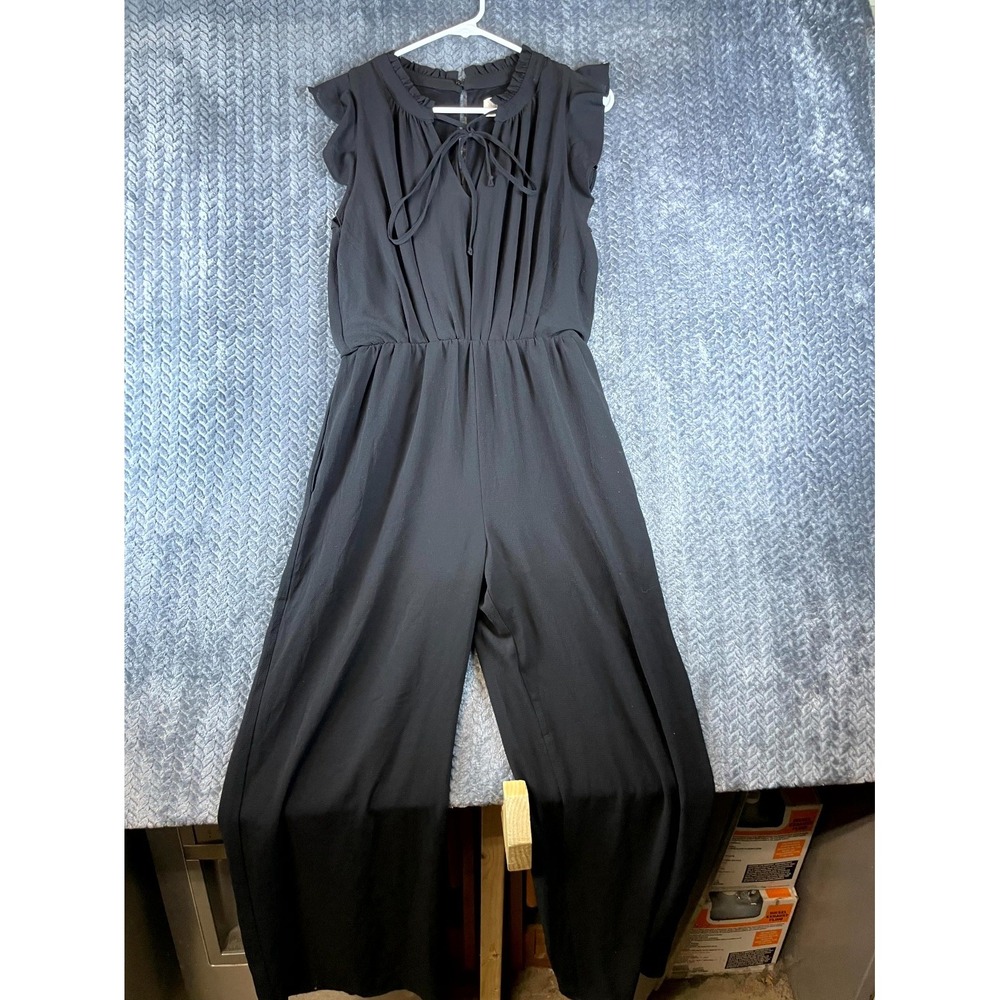 Sienna Sky Jumpsuit Womens Medium Black Pleated Tie Front Keyhole Back Wide Leg